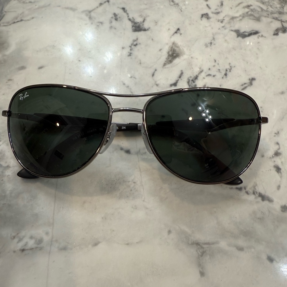 Ray-Ban Aviator gunmetal/green Sunglasses RB3519